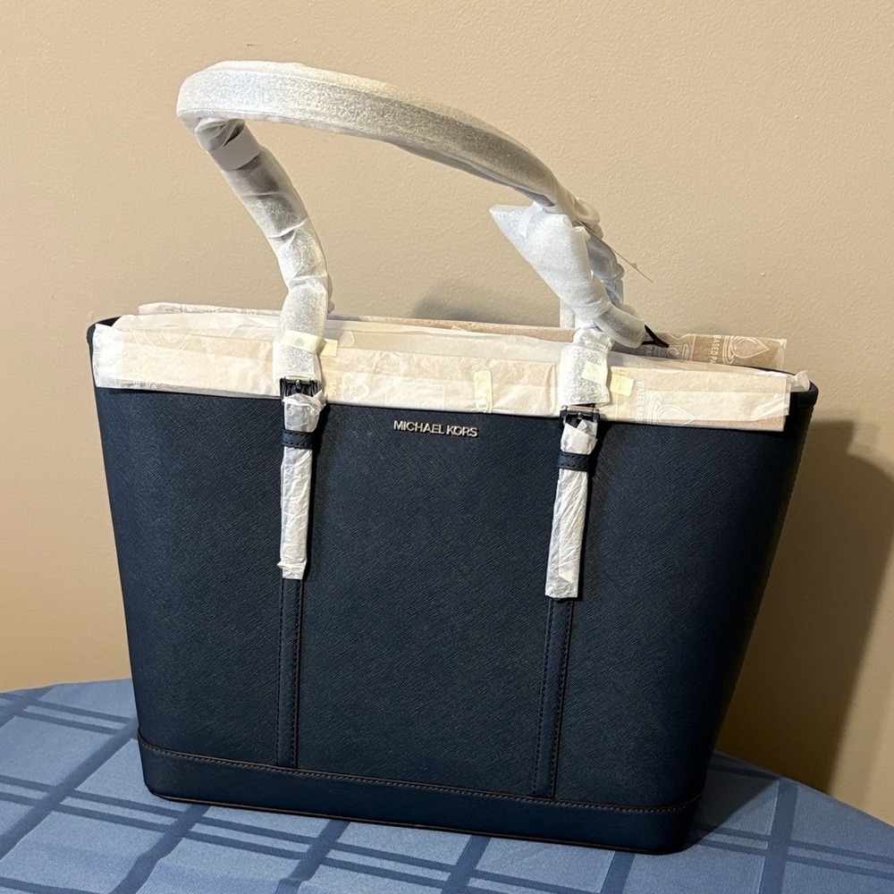 Michael Kors purse and wallet set NAVY BLUE
